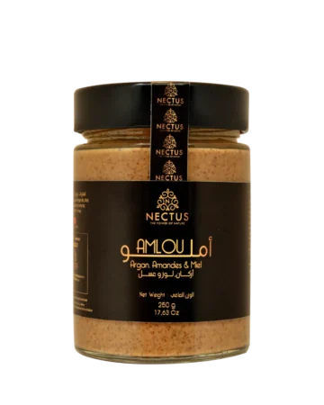 Pot d’Amlou NECTUS, pâte traditionnelle à base d’amandes grillées, d’huile d’argan alimentaire et de miel.
